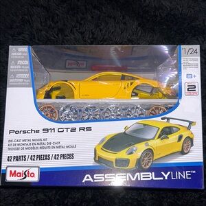 Porsche 911 GT2 RS Model Kit - Yellow